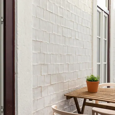 Apartment Modern Design Beautiful Outdoorsy Lisbon